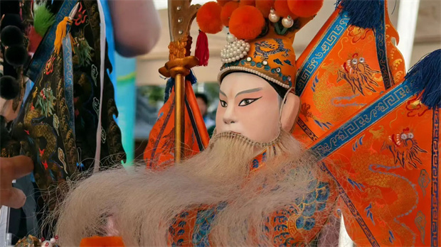 云南旅游,云南旅行社,云南團建公司,云南策劃公司,云南會議會展,云南旅游地接,紅河旅游,紅河旅行社,紅河團建公司,紅河策劃公司,紅河會議會展：非遺“活”起來！2025春雨工程走進(jìn)紅河，帶你沉浸式趕文化大集！